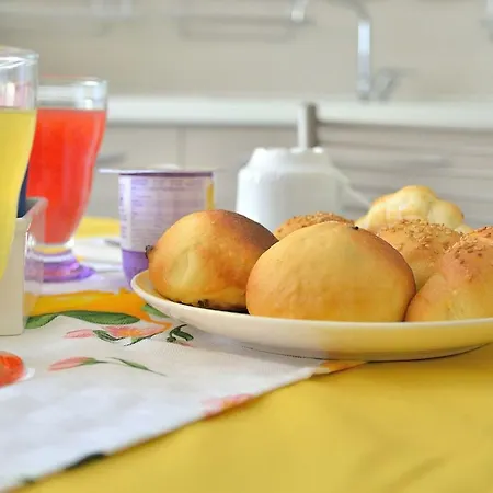 Al Sole Di Sicilia Bed & Breakfast