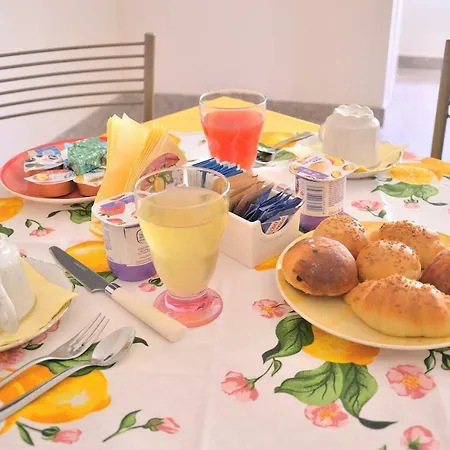 Al Sole Di Sicilia ベッド・アンド・ブレックファスト 4*