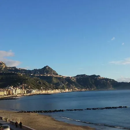 ベッド・アンド・ブレックファスト Al Sole Di Sicilia ジャルディーニ・ナクソス