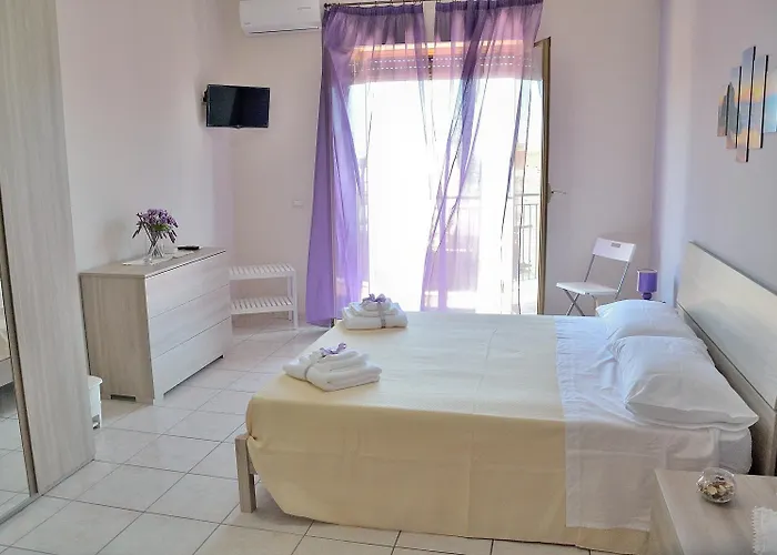 Al Sole Di Sicilia Bed & Breakfast Giardini Naxos