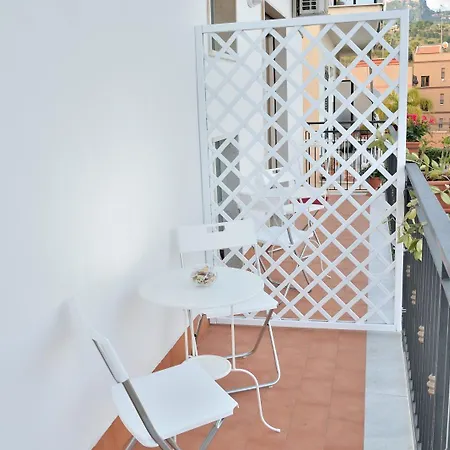 Al Sole Di Sicilia Giardini Naxos