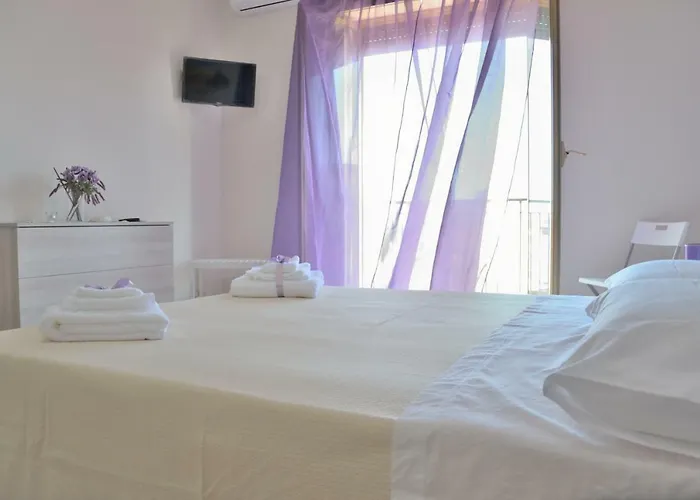 Al Sole Di Sicilia Bed and breakfast 3*